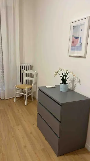 Pelusia Apartment モデナ 0*,