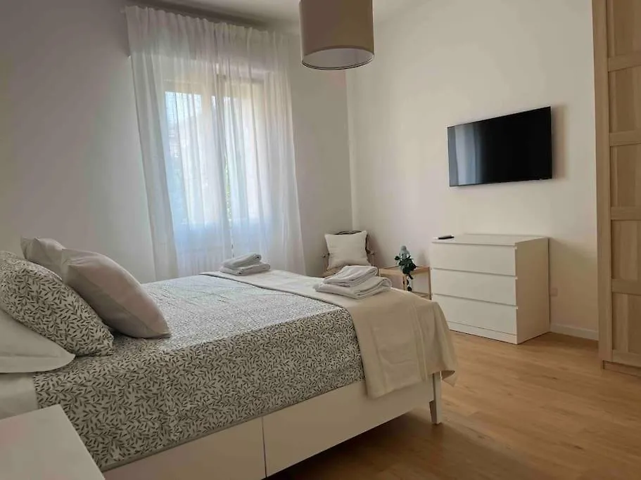 Pelusia Apartment モデナ