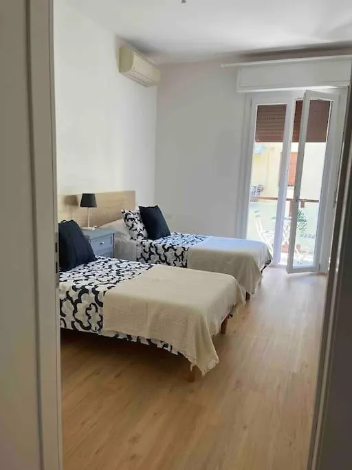 Pelusia Apartment モデナ